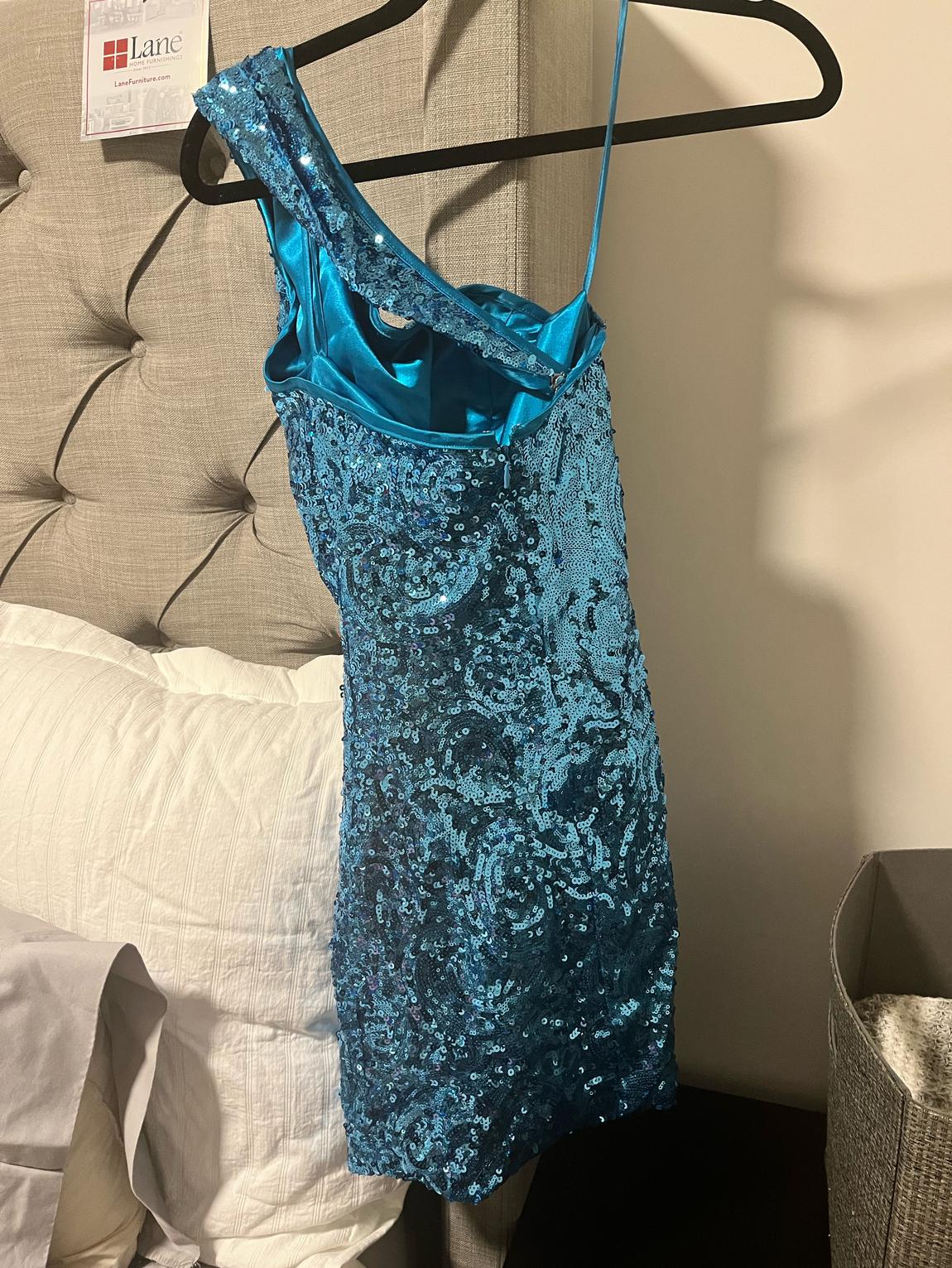 Shawn Yearick Size 2 Blue Cocktail Dress on Queenly