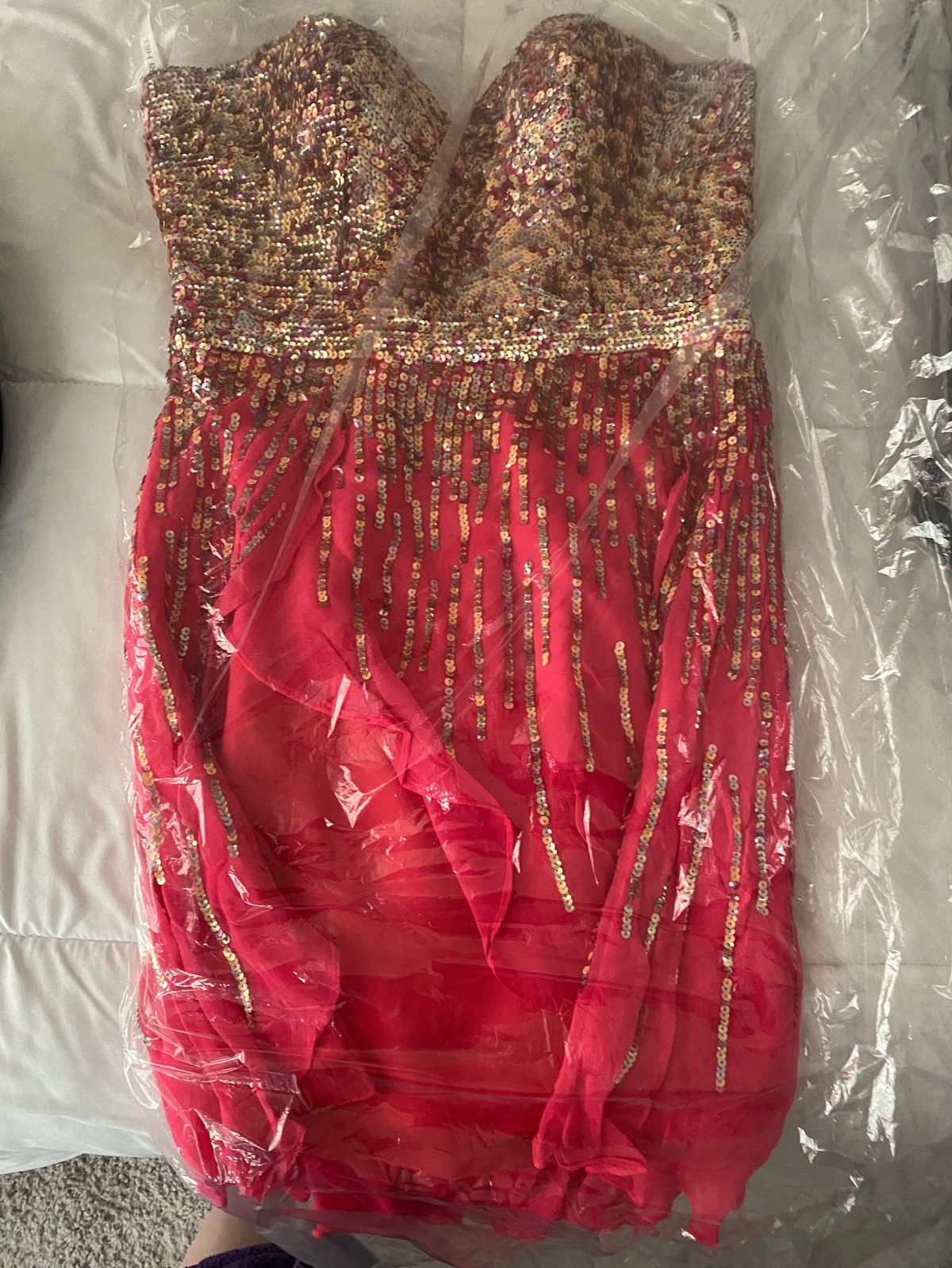 Sherri Hill Size 2 Homecoming Sequined Hot Pink Cocktail Dress on Queenly