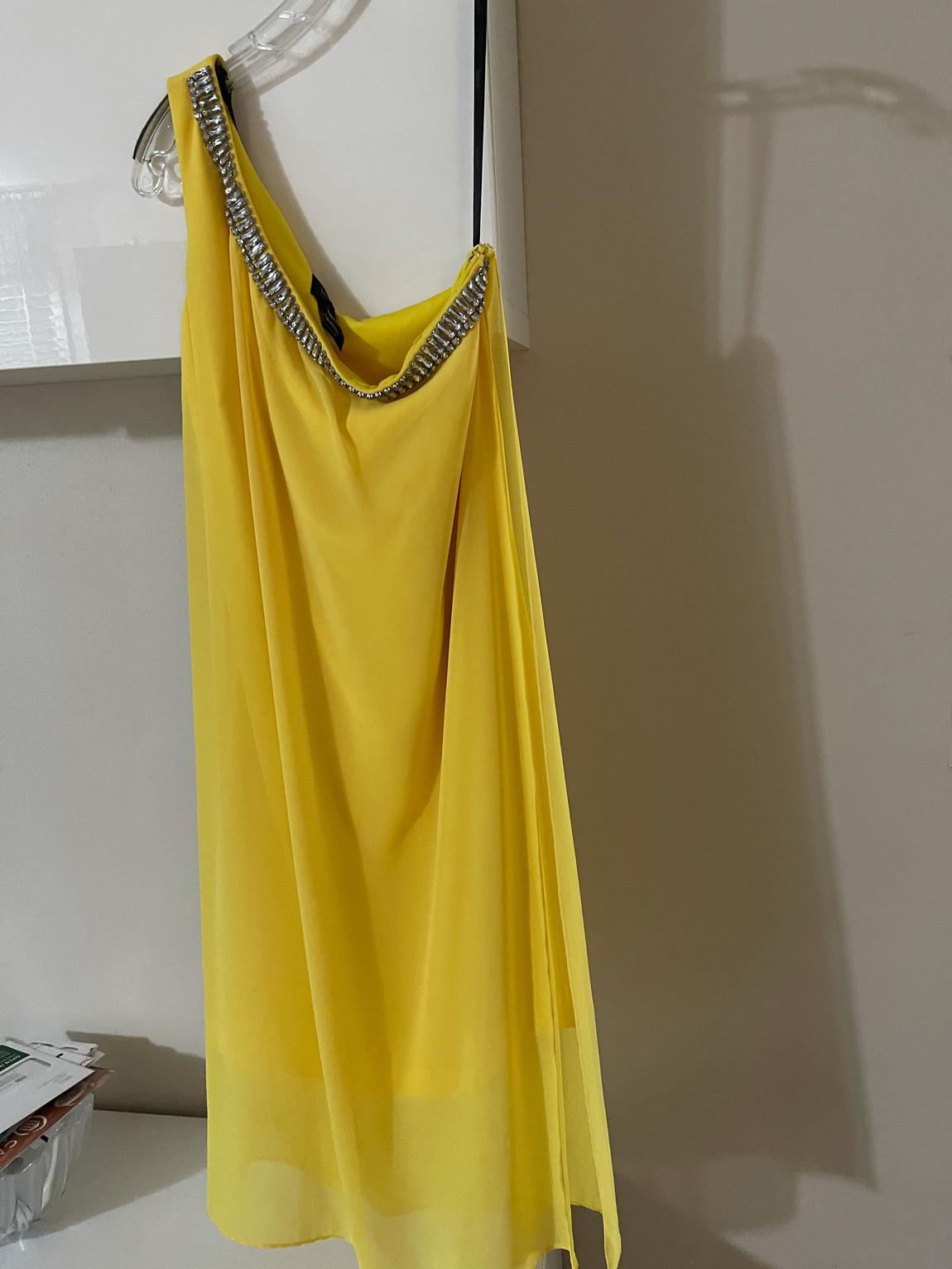Laundry by Shelli Segal Size 2 One Shoulder Sequined Yellow A-line Dress on Queenly
