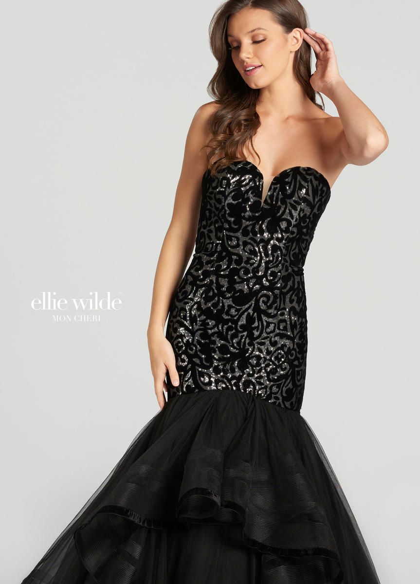 Style EW118136 Ellie Wilde Size 10 Velvet Black Mermaid Dress on Queenly