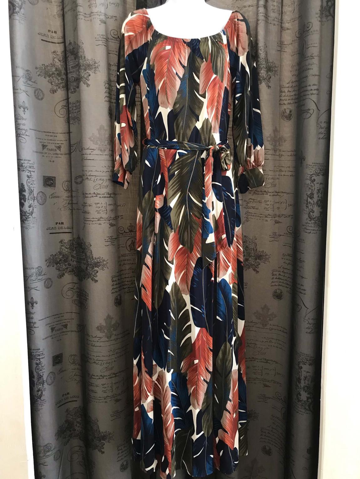 Size 12 Multicolor Formal Jumpsuit on Queenly