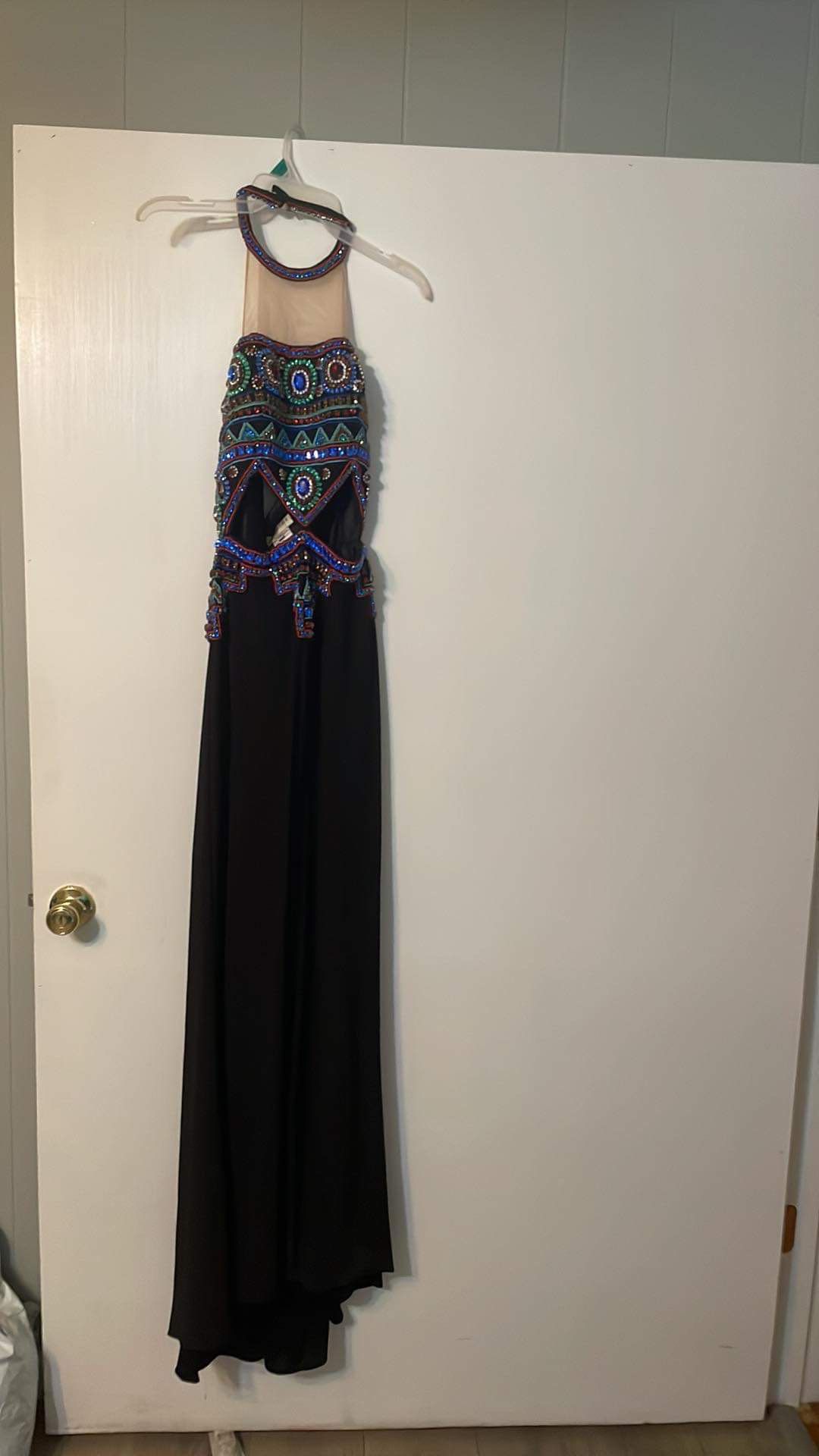 Sherri Hill Size 6 Prom High Neck Sequined Black A-line Dress on Queenly