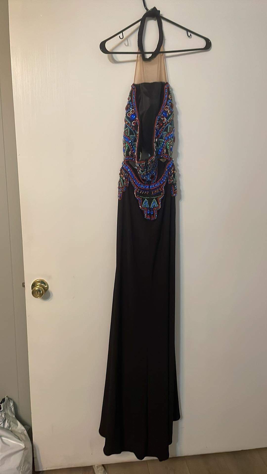 Sherri Hill Size 6 Prom High Neck Sequined Black A-line Dress on Queenly