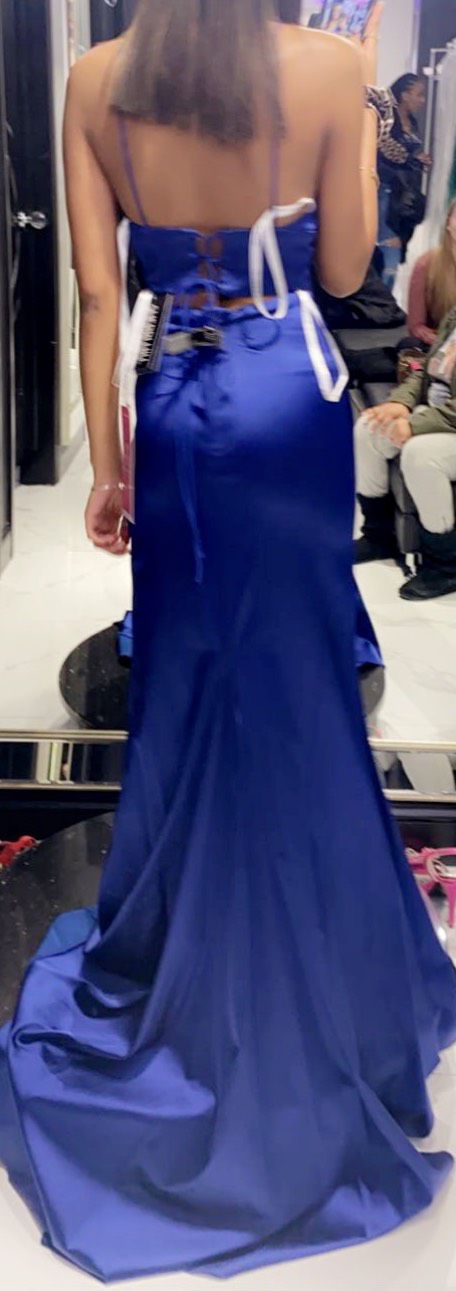 Sherri Hill Size 0 Bridesmaid Plunge Royal Blue Mermaid Dress on Queenly
