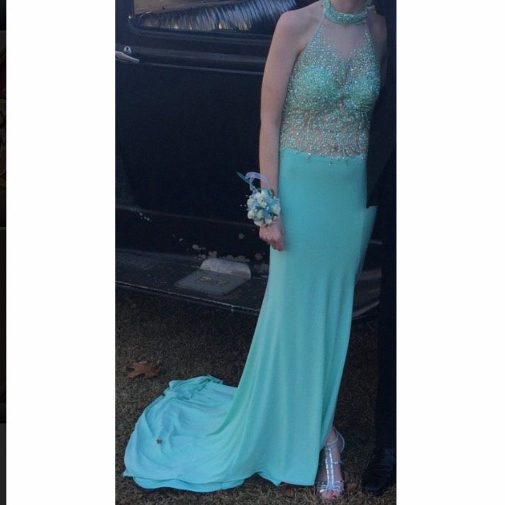 Giosué Size 2 Prom Halter Sheer Light Green Dress With Train on Queenly