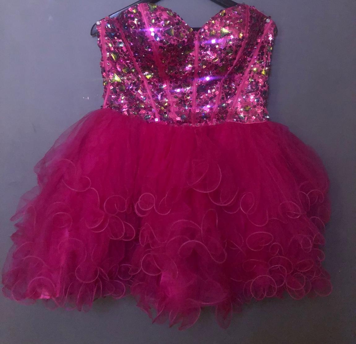 Plus Size 16 Prom Pink Ball Gown on Queenly