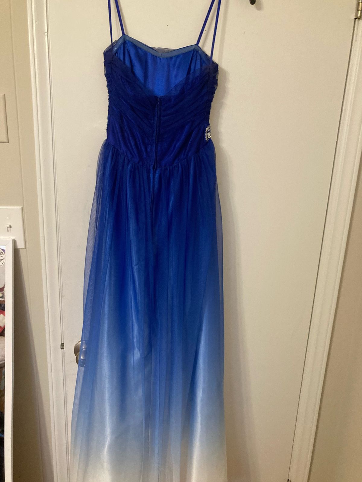 Size 2 Prom Sequined Blue Ball Gown on Queenly