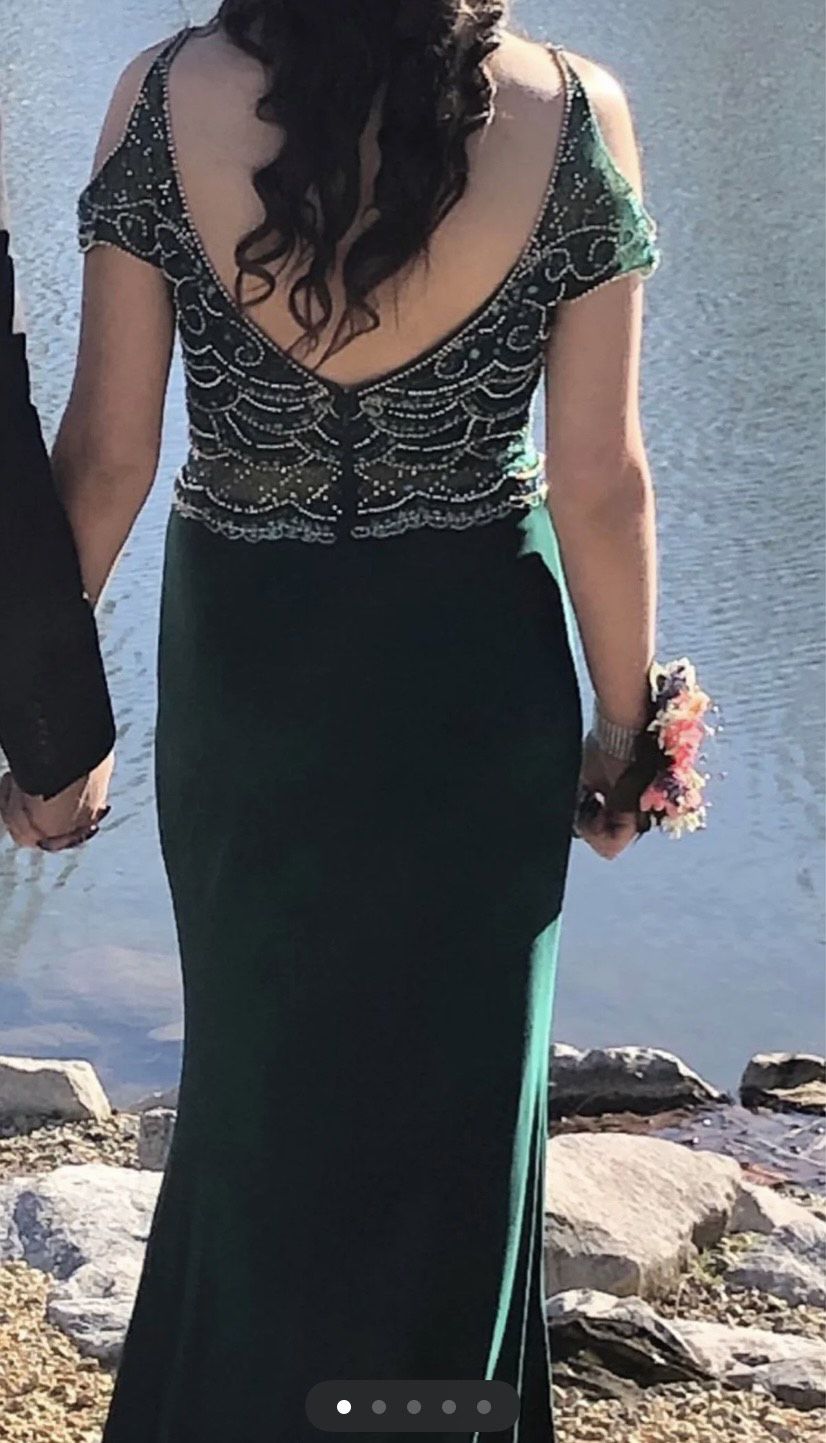 Anny Lee Size 2 Prom Green Floor Length Maxi on Queenly