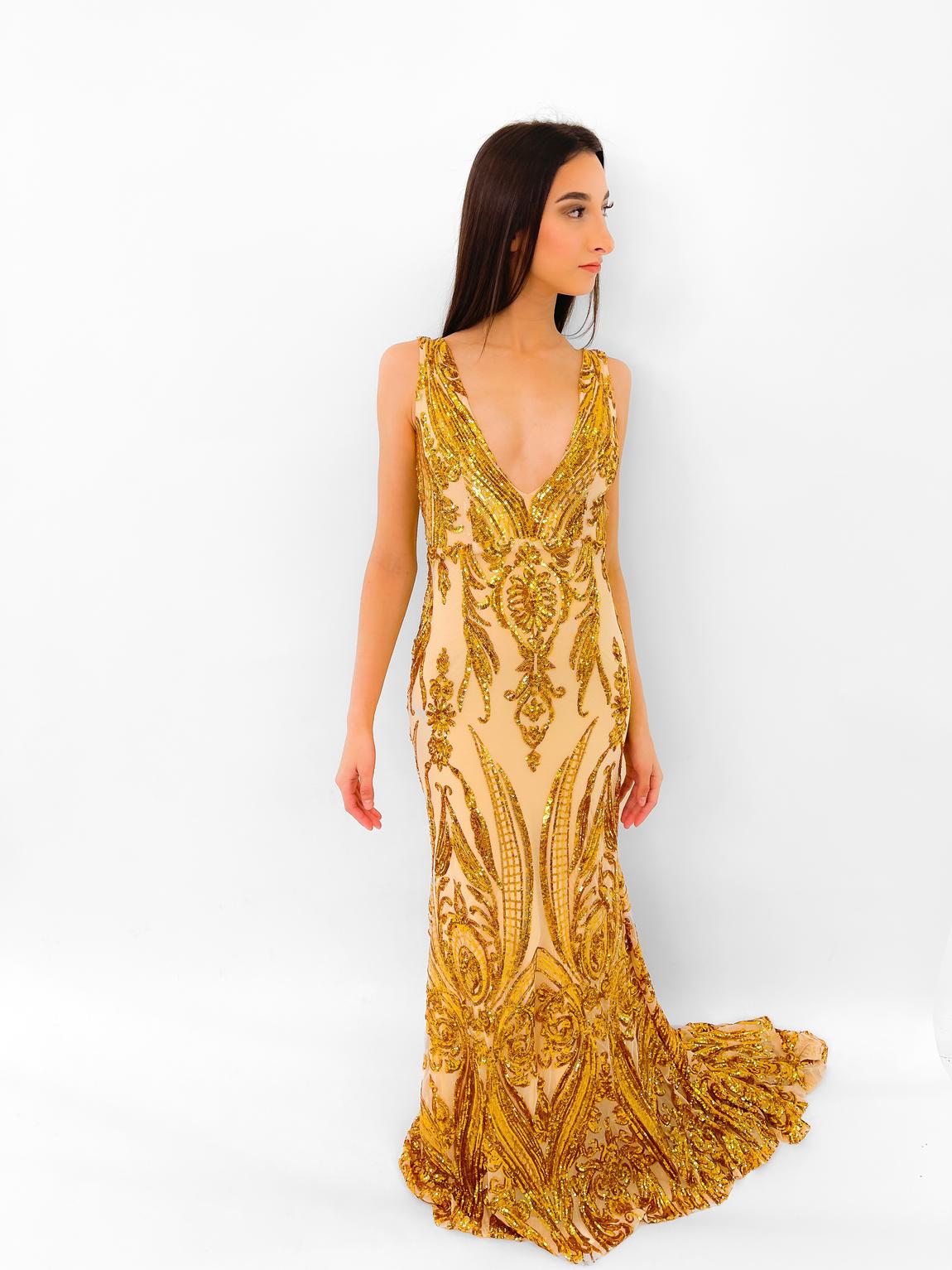 Size 2 Prom Sequined Gold Dress With Train on Queenly