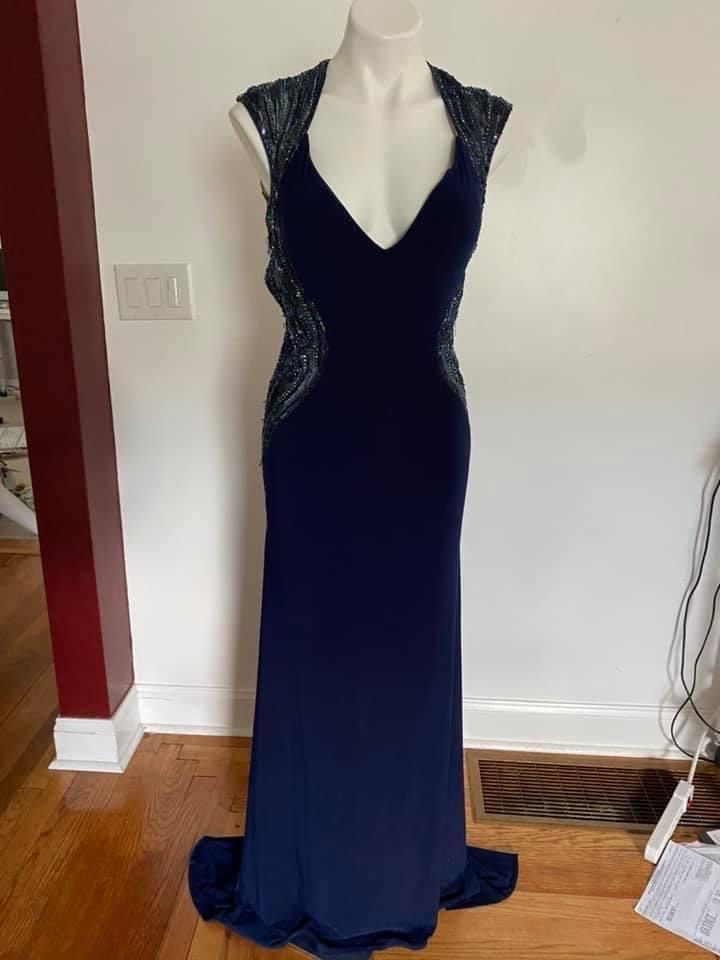 Tony Bowls Size 8 Navy Blue Floor Length Maxi on Queenly