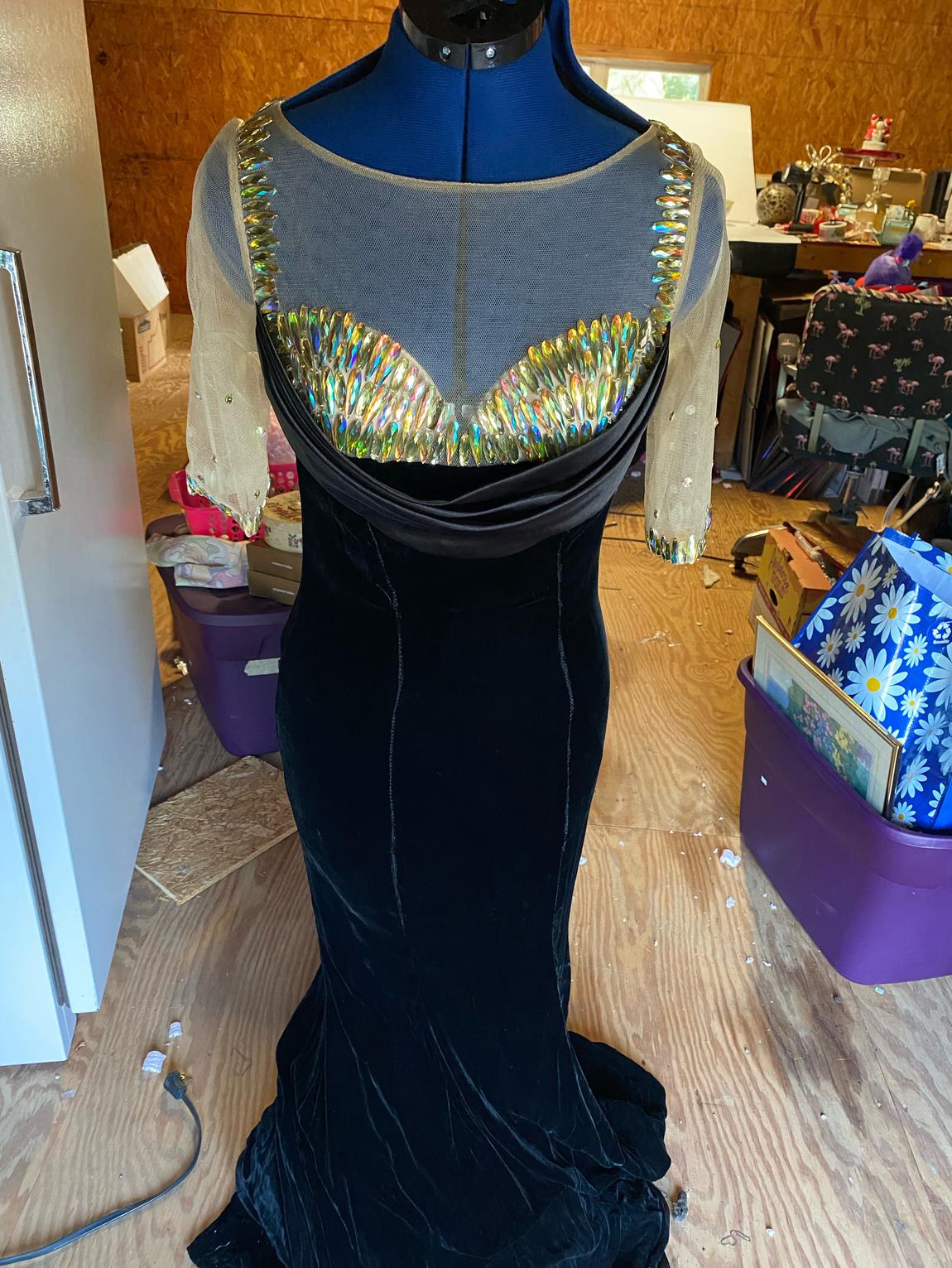 Johnathan Kayne Size 6 Prom Velvet Black Mermaid Dress on Queenly
