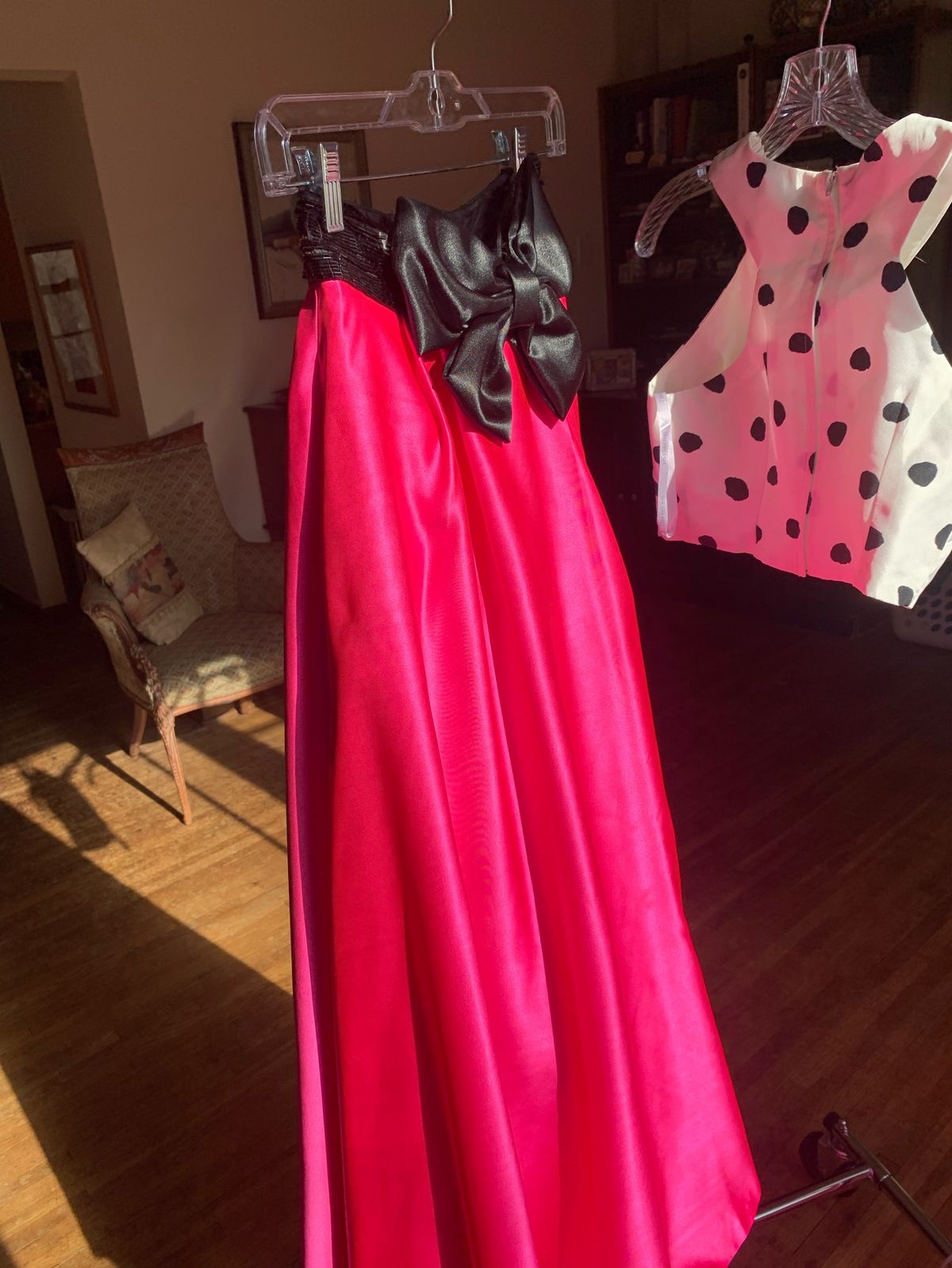 Sherri Hill Size 0 Prom Halter Satin Hot Pink Ball Gown on Queenly