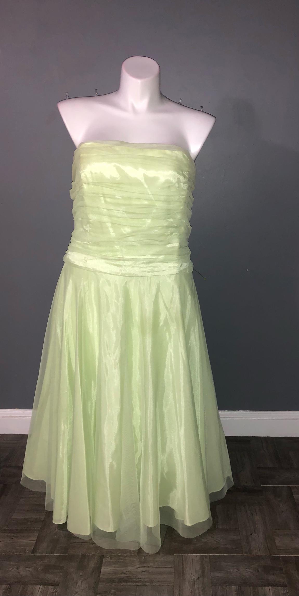 Plus Size 24 Prom Light Green Ball Gown on Queenly