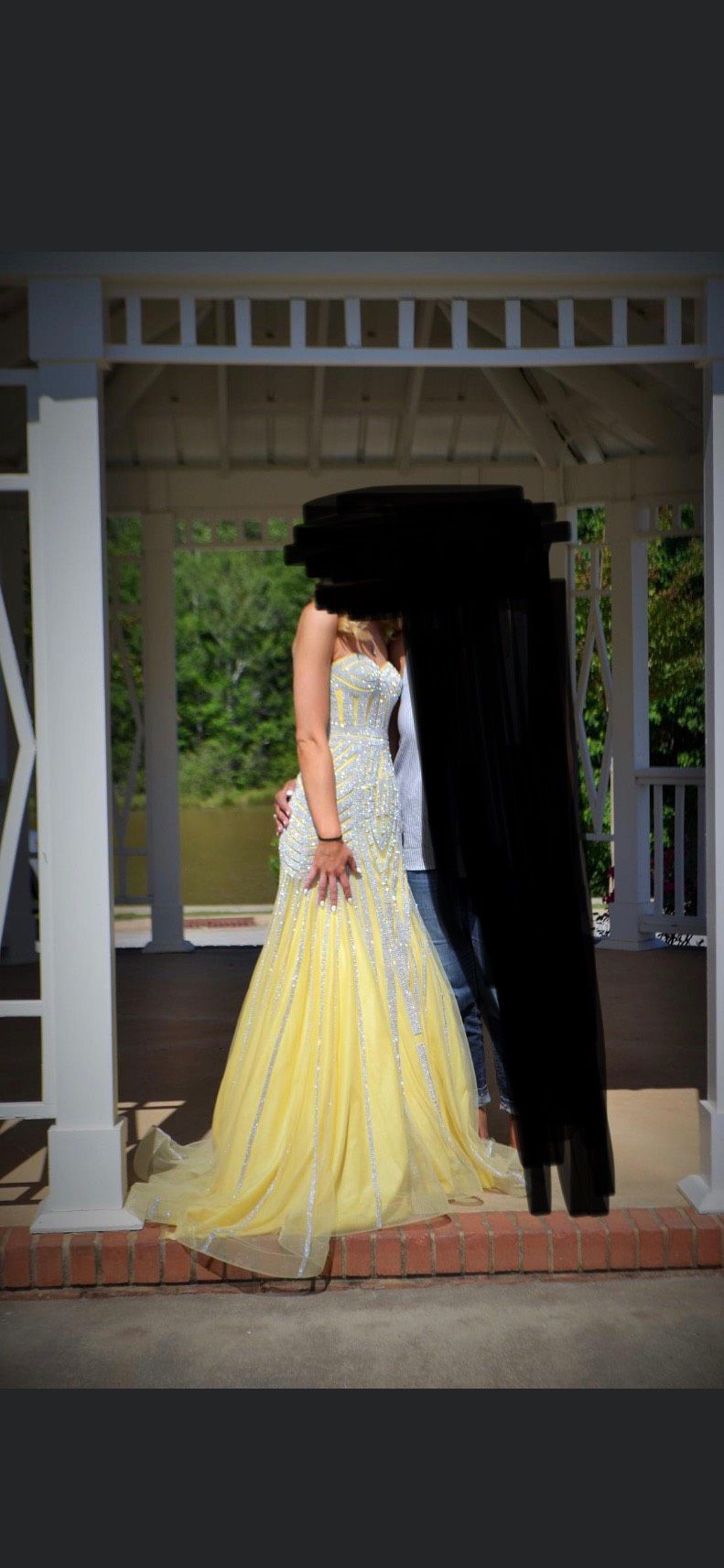 Size 00 Prom Yellow Mermaid Dress on Queenly