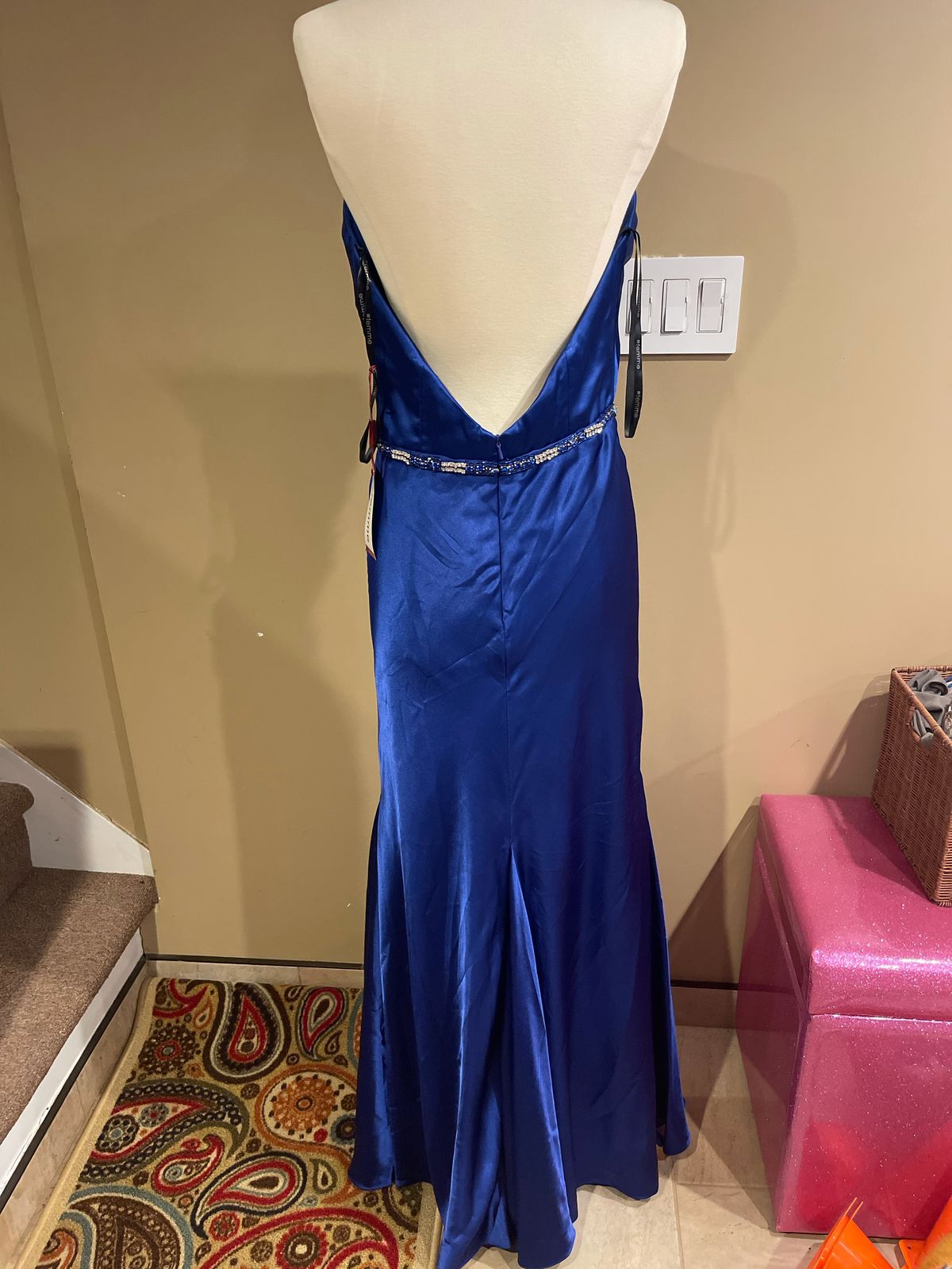 La Femme Blue Size 8 Plunge Straight Dress on Queenly