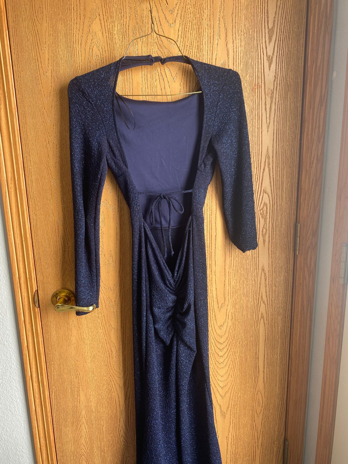 Size 4 Long Sleeve Blue Floor Length Maxi on Queenly