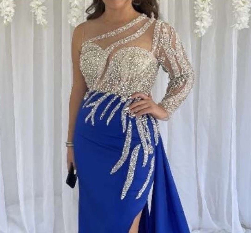 Custom made by designer Size 6 Prom Long Sleeve Sequined Blue Side Slit Dress on Queenly