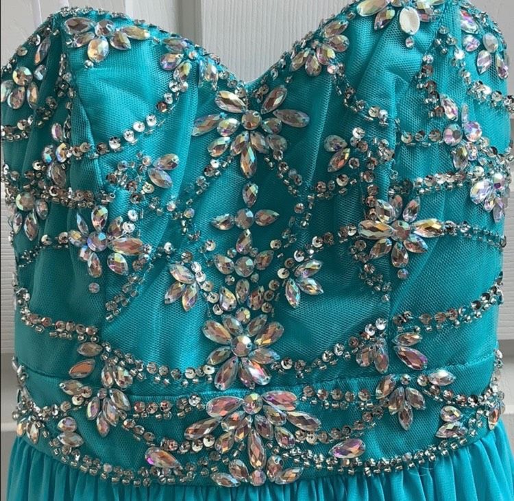 B. Darlin Size 2 Strapless Turquoise Blue Ball Gown on Queenly