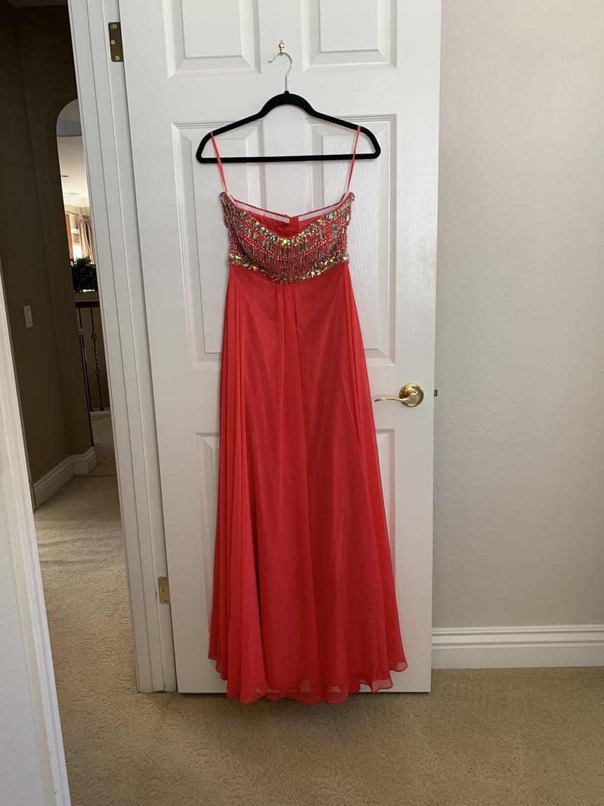 Size 8 Coral Ball Gown on Queenly