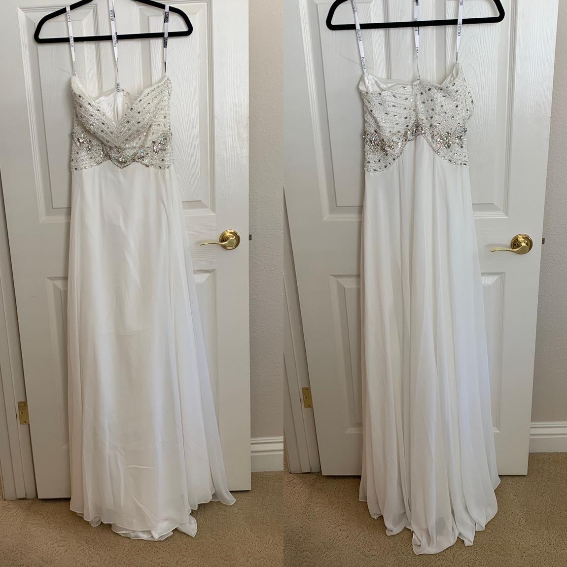 Size 8 White Ball Gown on Queenly