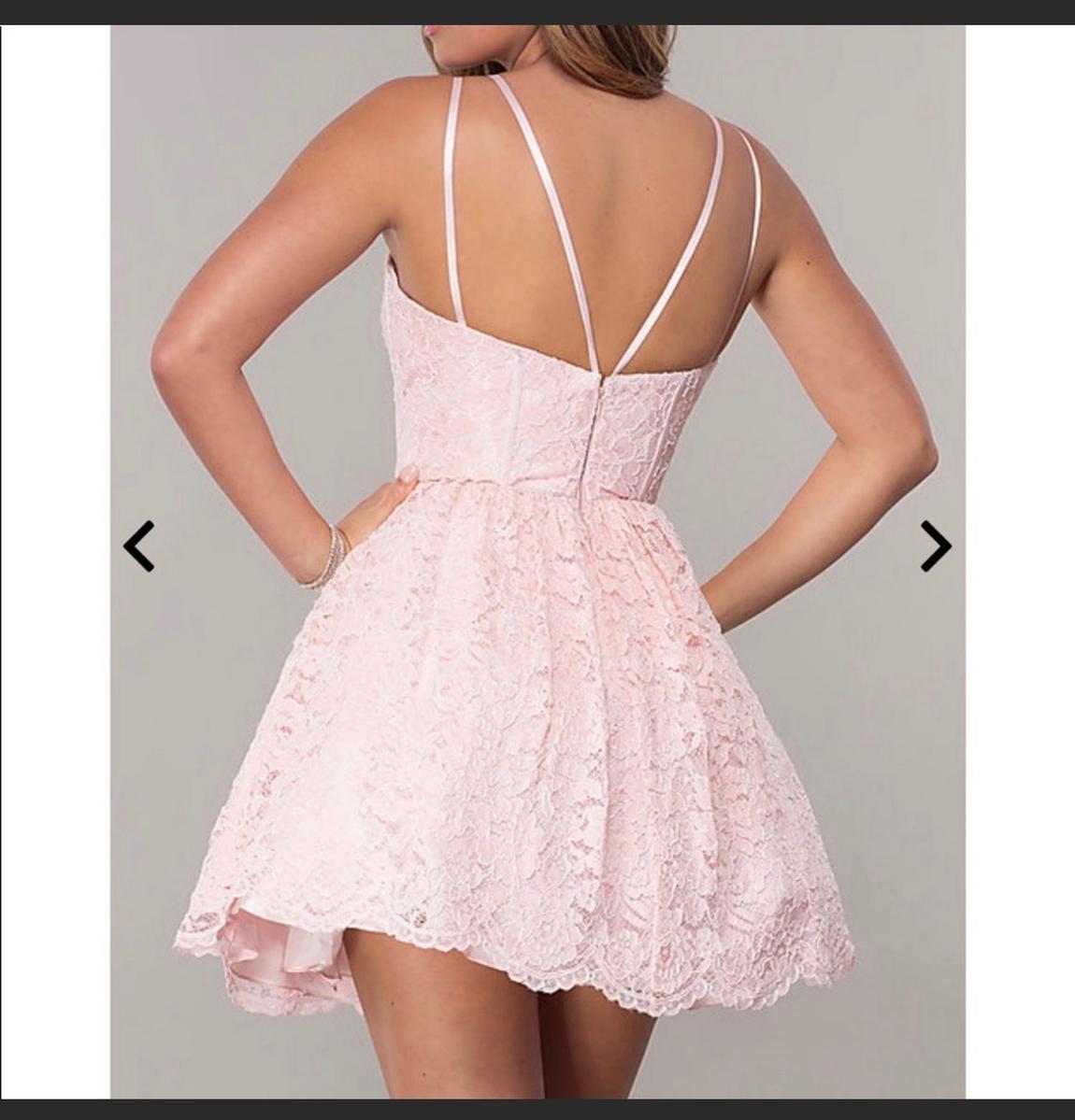 Size 2 Homecoming Plunge Lace Pink Cocktail Dress on Queenly
