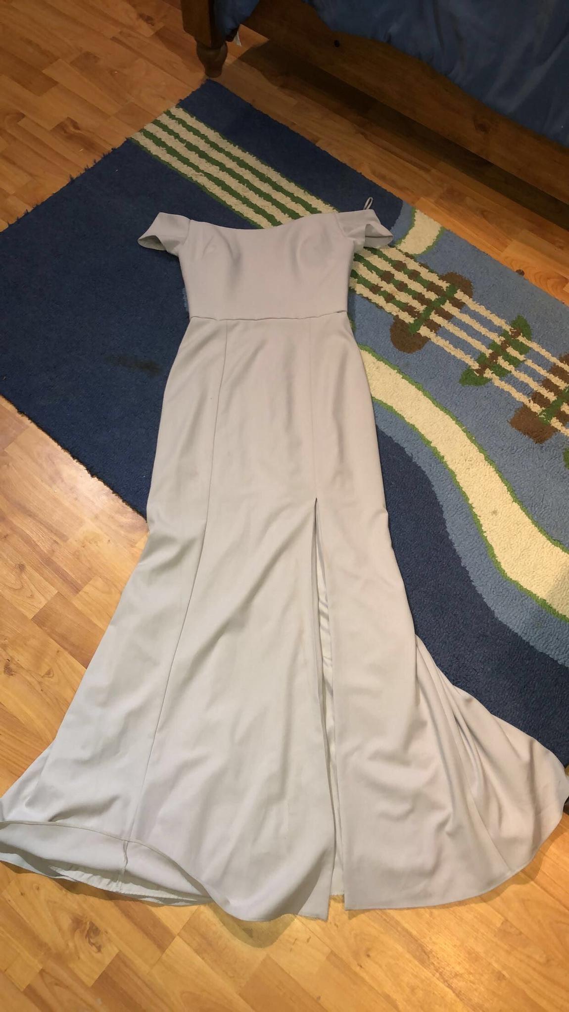 Size 6 Prom Silver Floor Length Maxi on Queenly