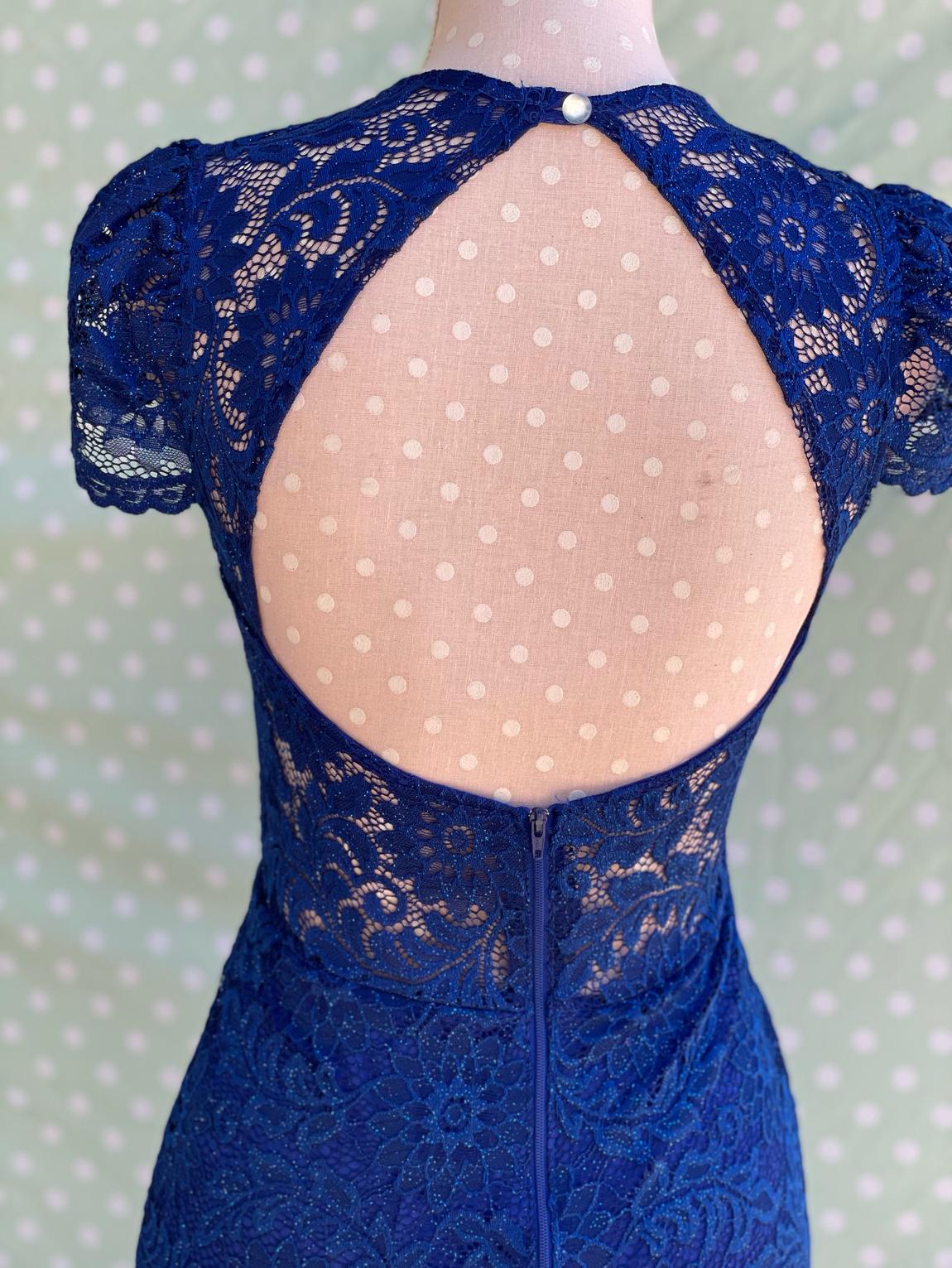 Size 4 Prom Cap Sleeve Lace Royal Blue Mermaid Dress on Queenly