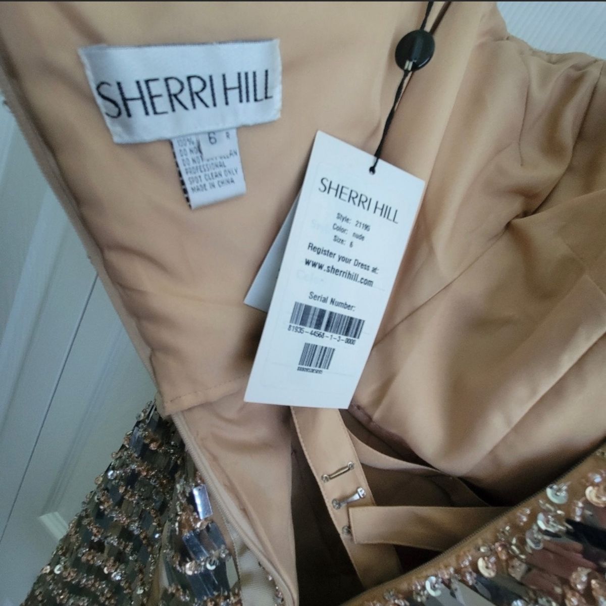 Sherri Hill Size 6 Nude Cocktail Dress on Queenly