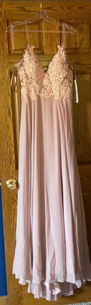 Promgirl Size 10 Prom Lace Pink A-line Dress on Queenly
