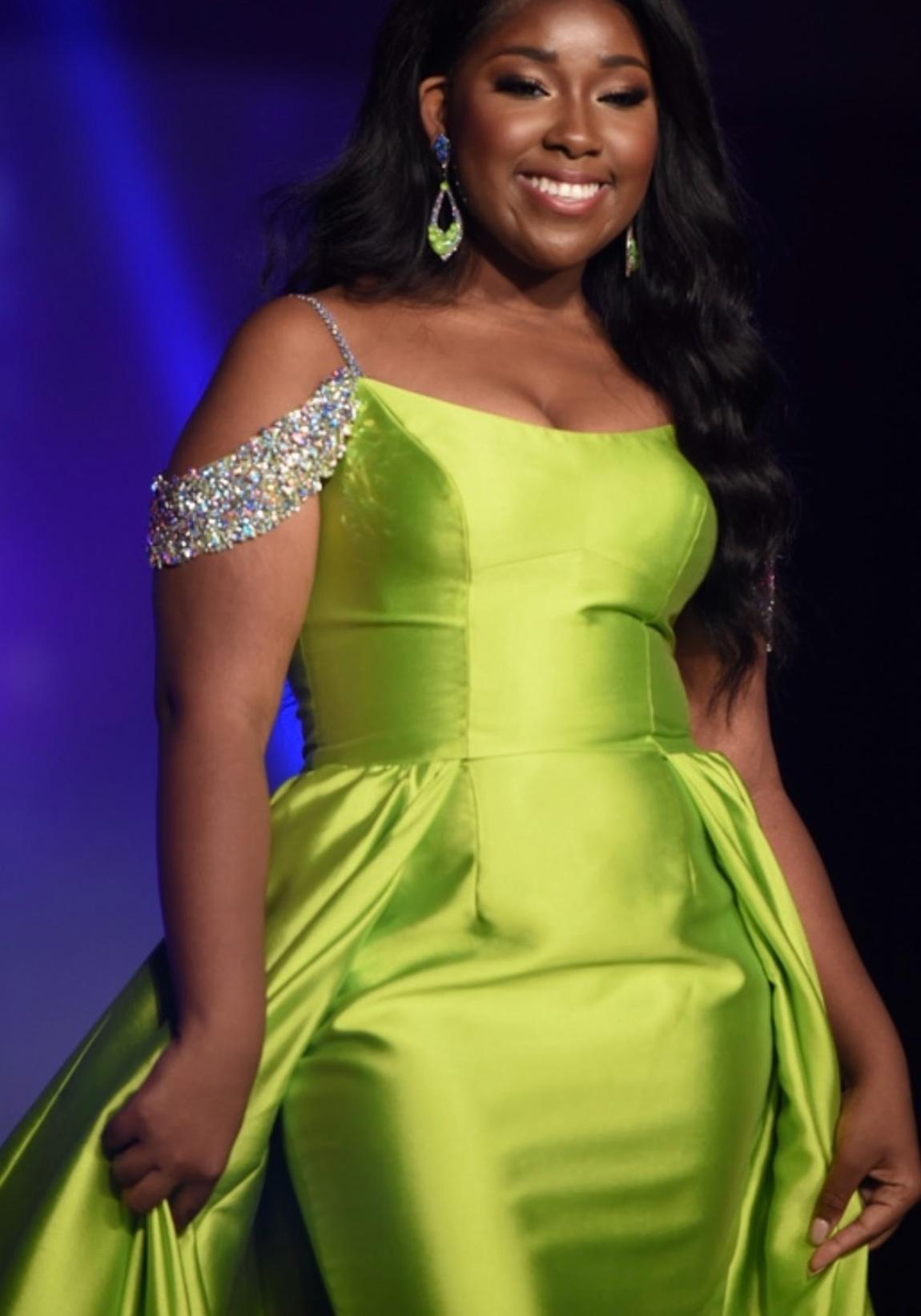 Custom Lime Green Gown Size 6 Off The Shoulder Sequined Green Dress With Train on Queenly