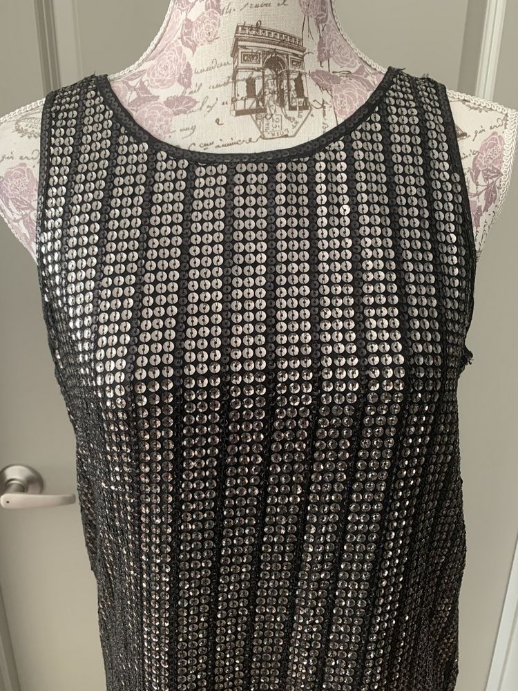 Forever 21 Size 4 Black Cocktail Dress on Queenly