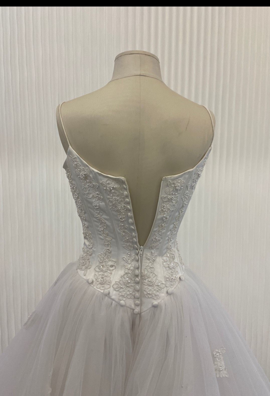 Size 6 White Ball Gown on Queenly