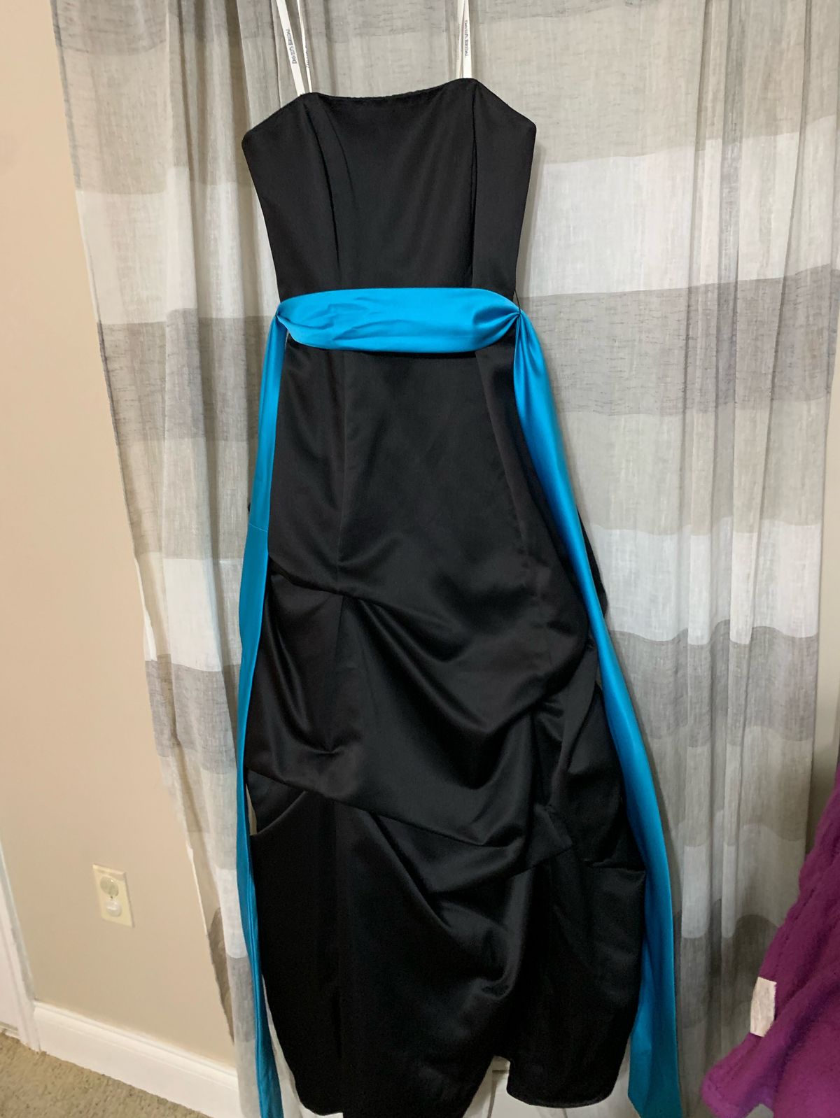 Size 4 Bridesmaid Strapless Black Ball Gown on Queenly