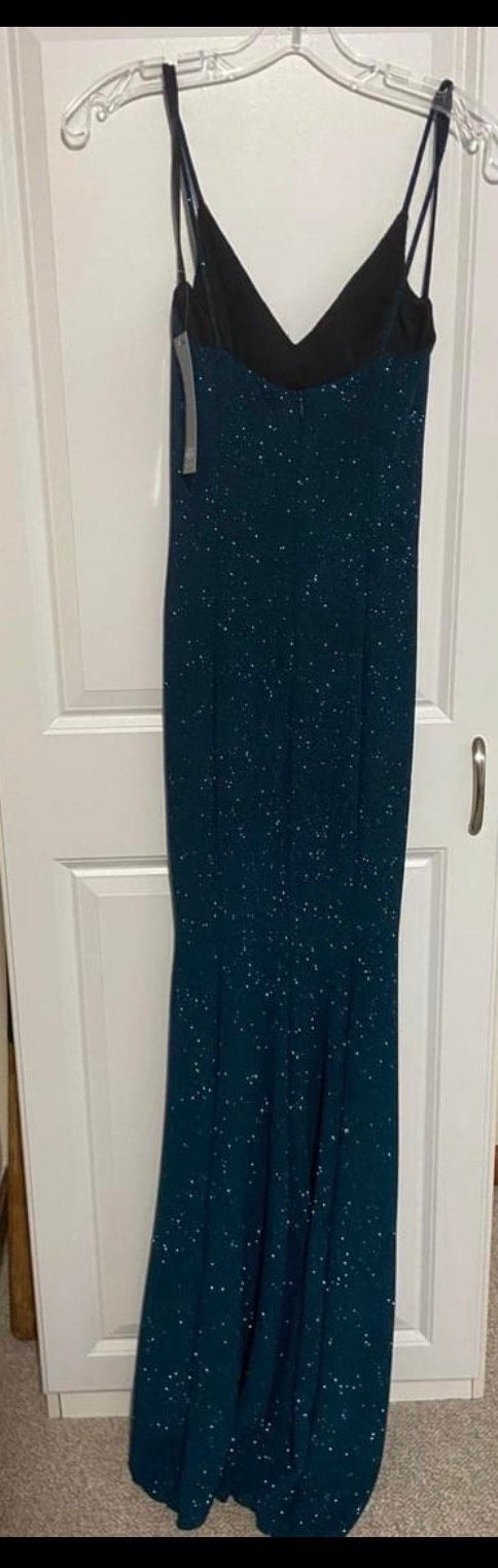 Aria Size 4 Green Side Slit Dress on Queenly