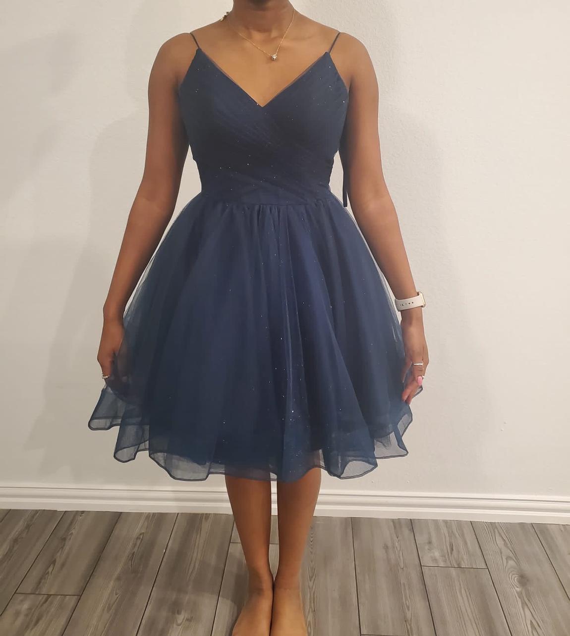 Size 6 Homecoming Navy Blue A-line Dress on Queenly