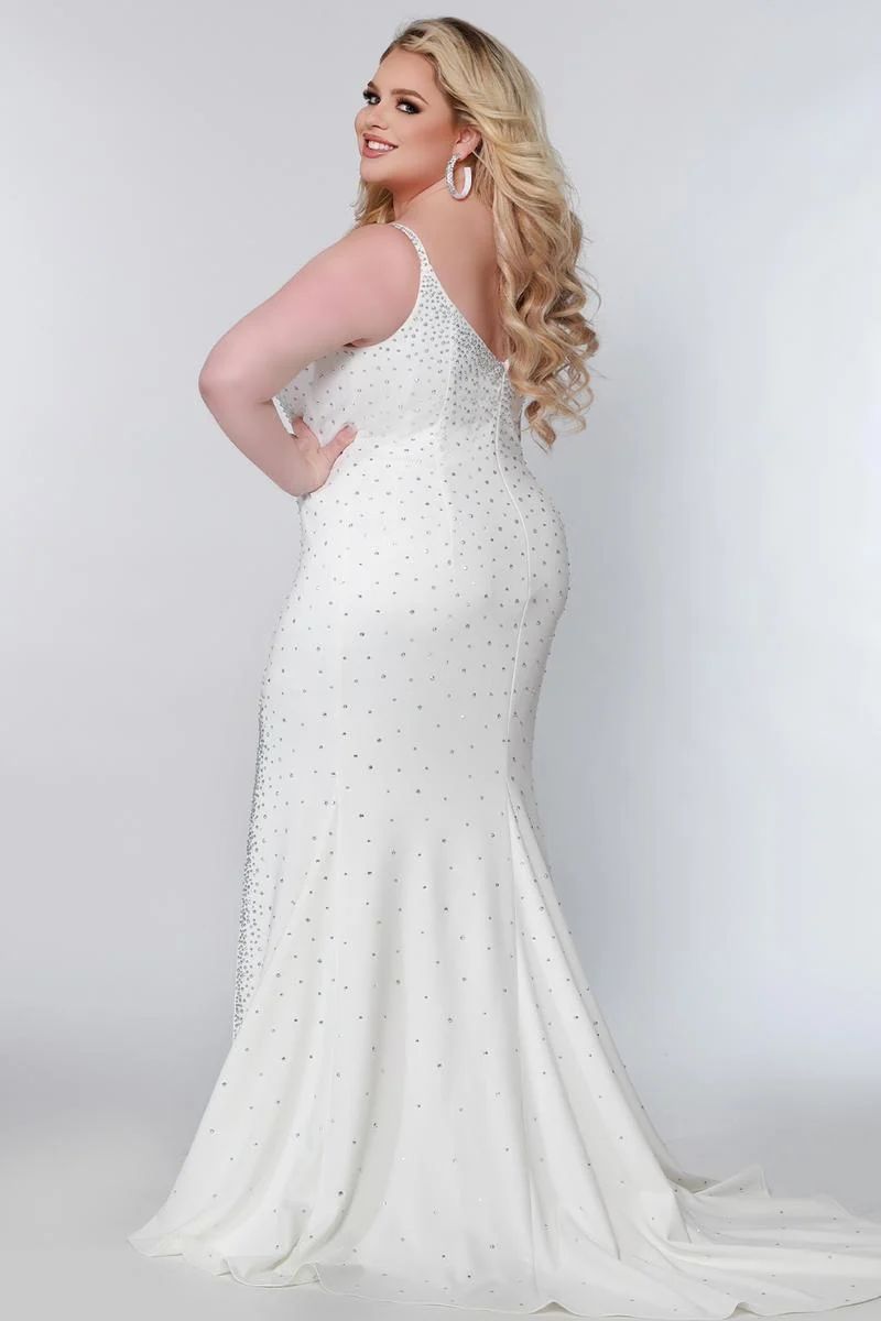 Style JK2218 Johnathan Kayne Plus Size 16 Pageant White Floor Length Maxi on Queenly