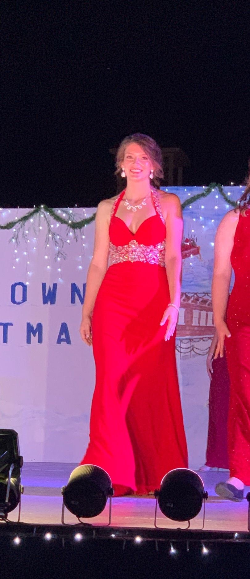 Tony Bowls Size 2 Sequined Red Cocktail Dress on Queenly