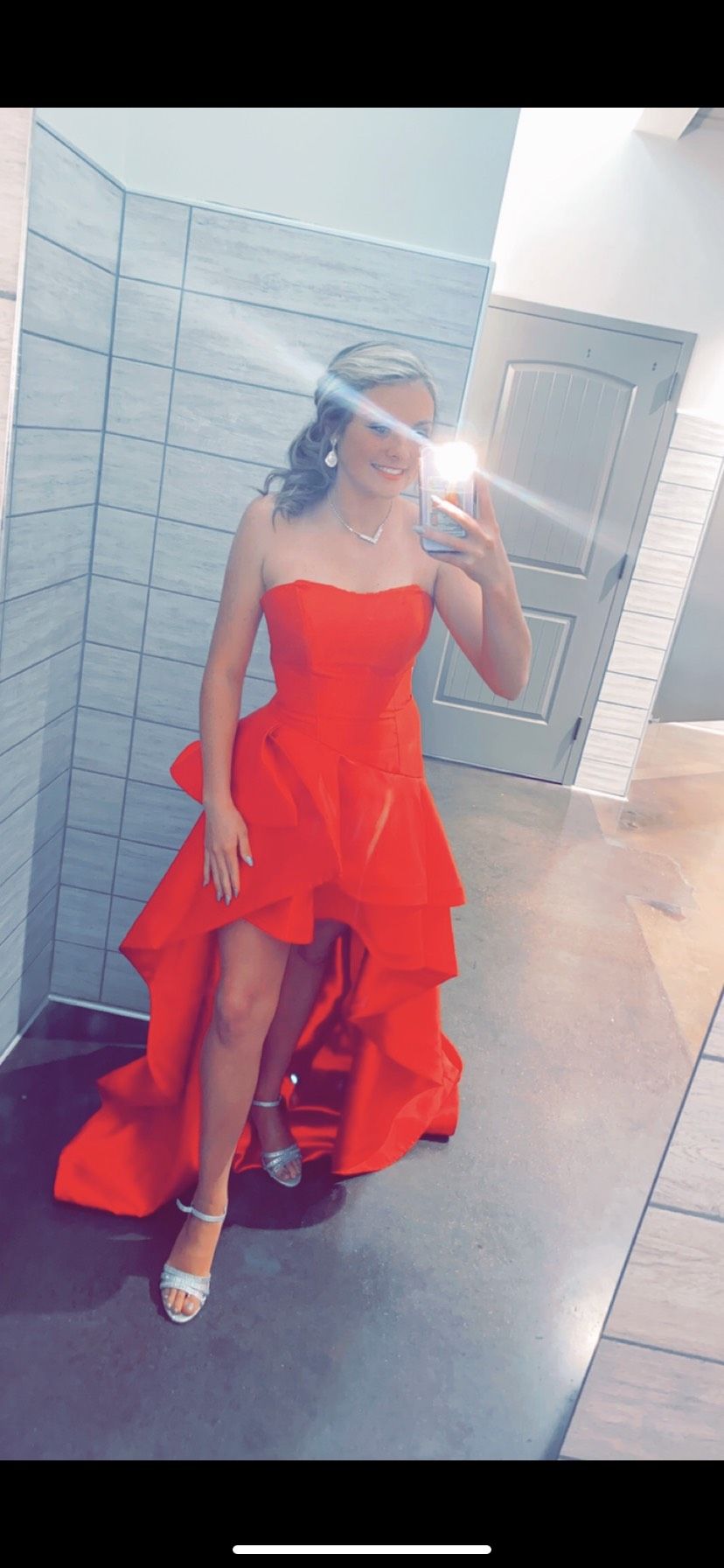 Sherri Hill Size 6 Prom Strapless Satin Red Side Slit Dress on Queenly