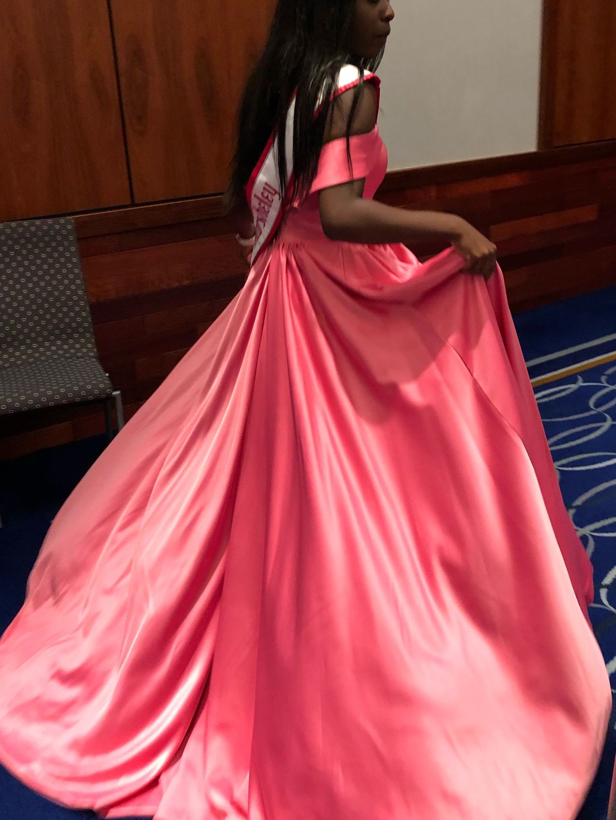 Size 4 Prom Off The Shoulder Hot Pink Dress With Train on Queenly