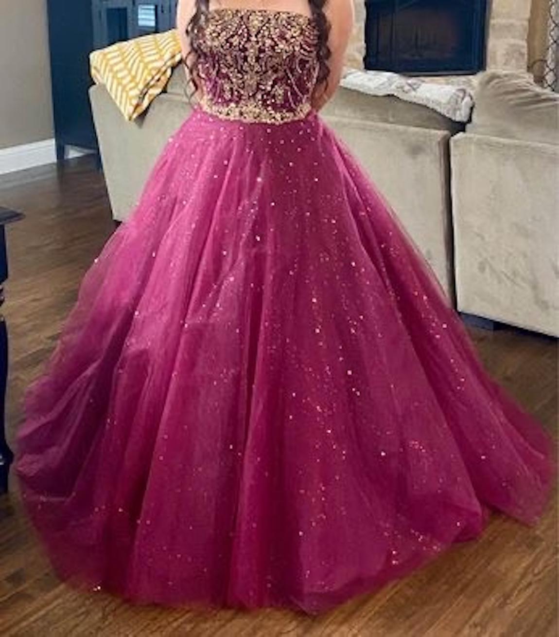 Size 8 Strapless Sequined Red Ball Gown on Queenly