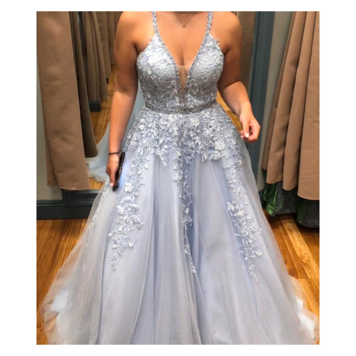 Jovani Size 6 Prom Plunge Lace Light Blue Ball Gown on Queenly