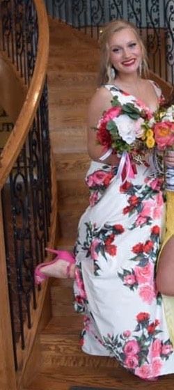 Size 4 Prom Floral White Dress With Train on Queenly