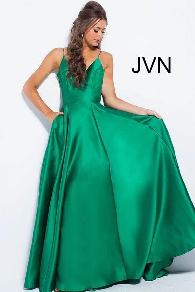 Jovani Size 6 Emerald Green Ball Gown on Queenly