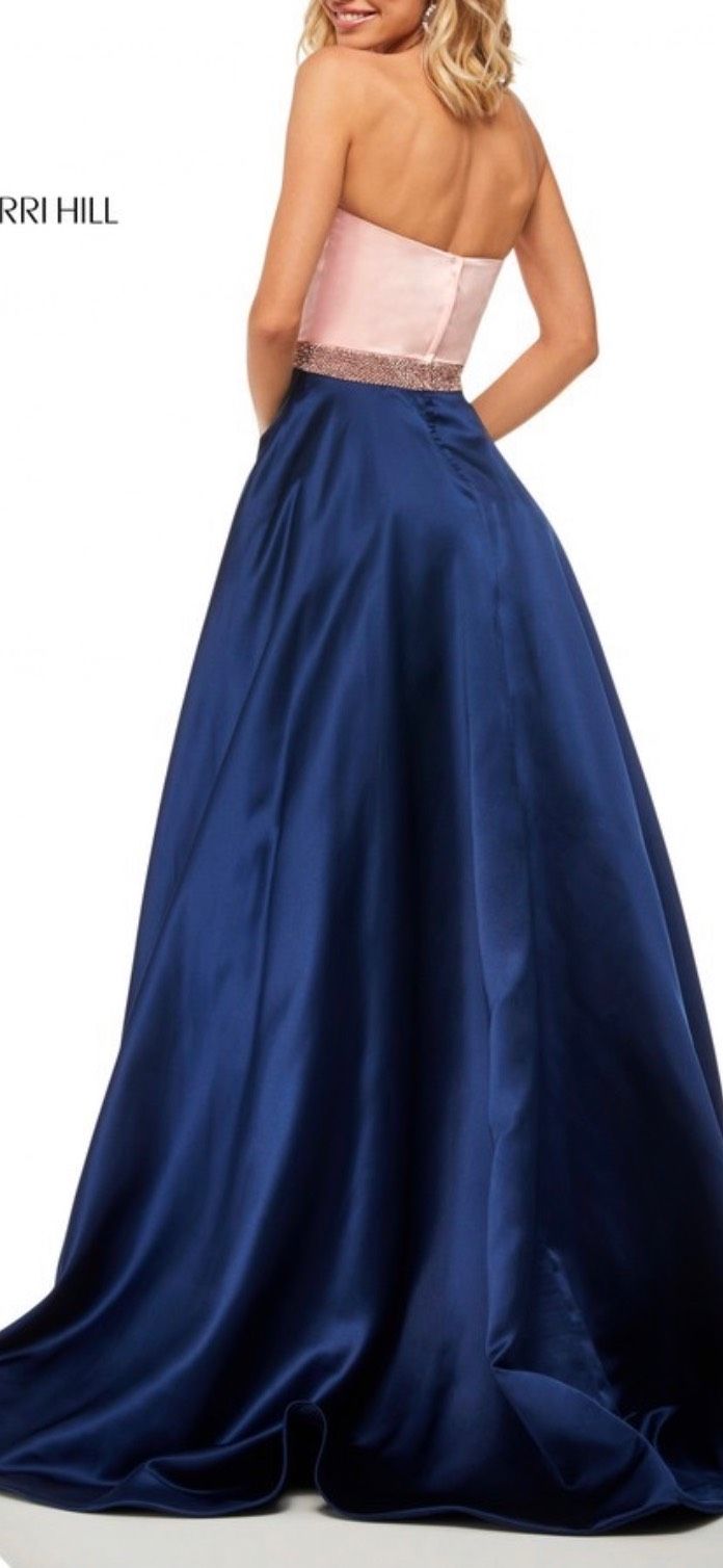 Sherri Hill Size 2 Prom Sequined Navy Multicolor Ball Gown on Queenly
