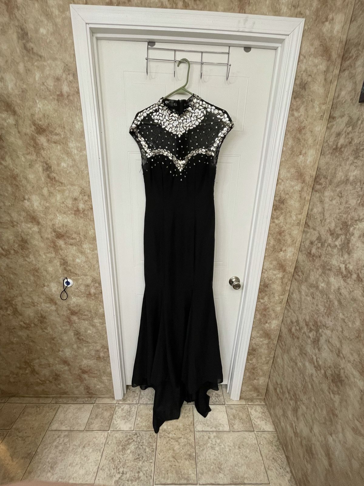 Size 10 Sheer Black Mermaid Dress on Queenly
