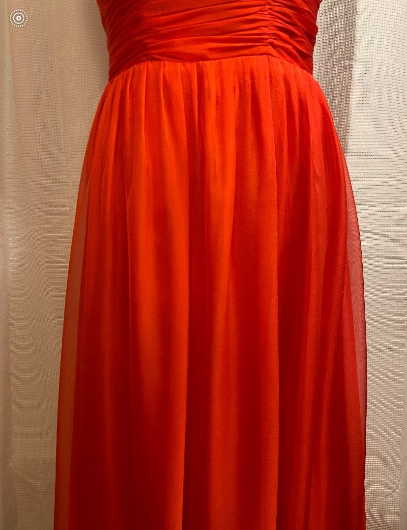 Size 0 Red Floor Length Maxi on Queenly