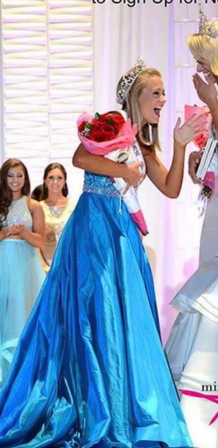 Sherri Hill Size 00 Blue Ball Gown on Queenly