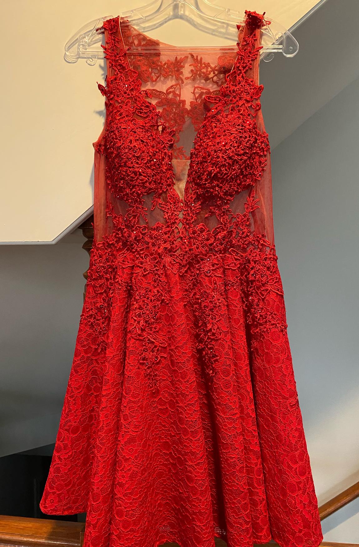 Size 10 Lace Red Cocktail Dress on Queenly