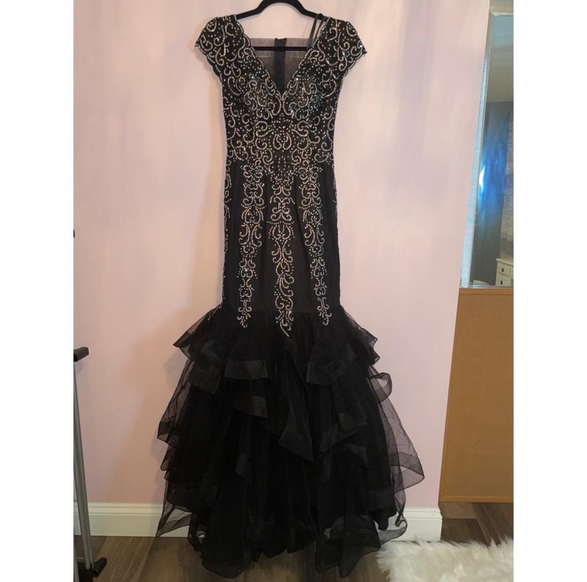 Jovani Size 2 Prom Plunge Sequined Black Mermaid Dress on Queenly