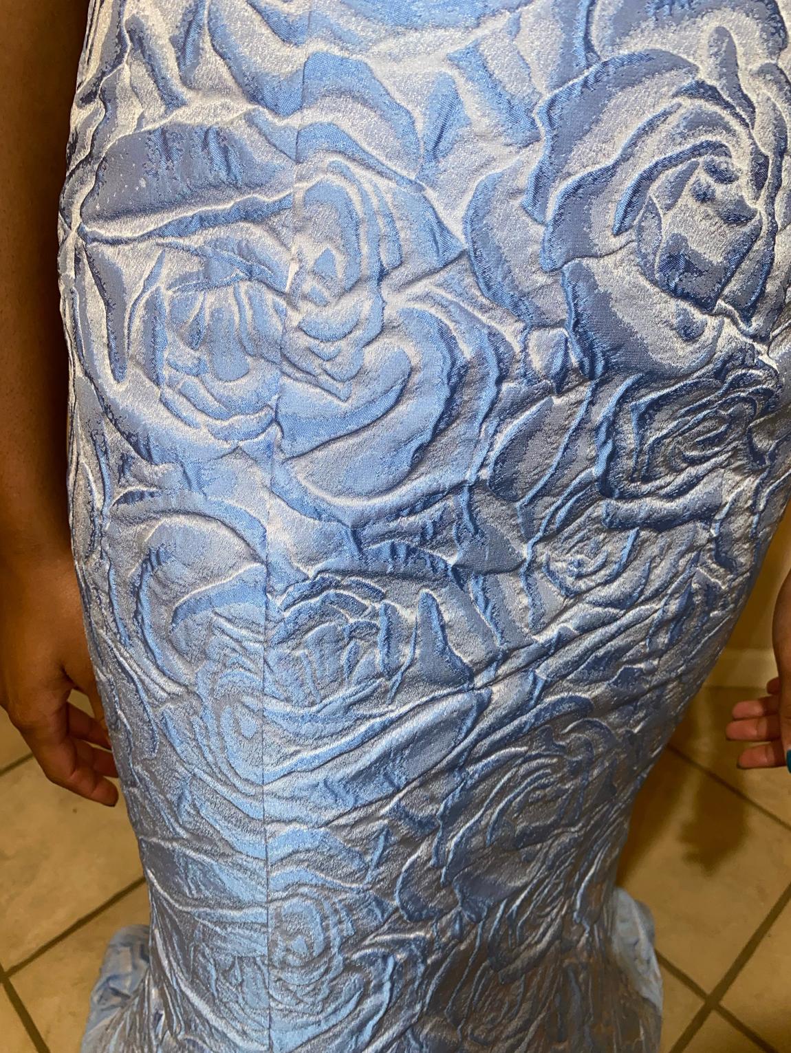 Ellie Wilde Size 2 Halter Lace Light Blue Mermaid Dress on Queenly